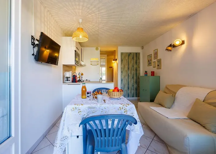 Port La Roquille-1 By Interhome Appartamento