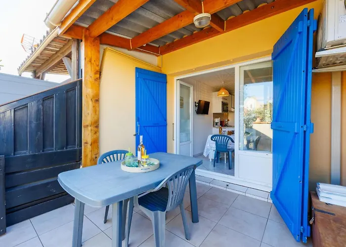 Port La Roquille-1 By Interhome